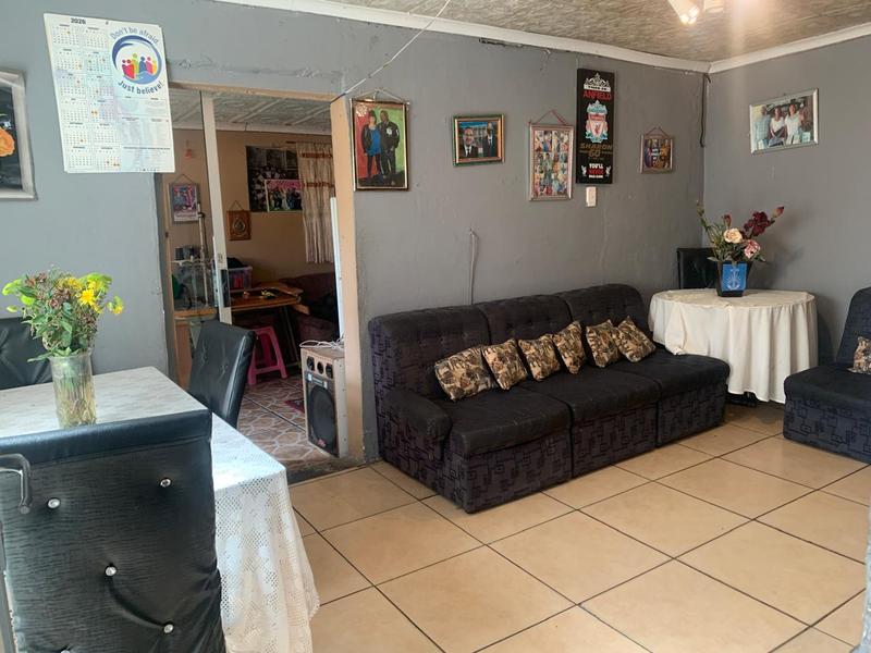 4 Bedroom Property for Sale in Lentegeur Western Cape